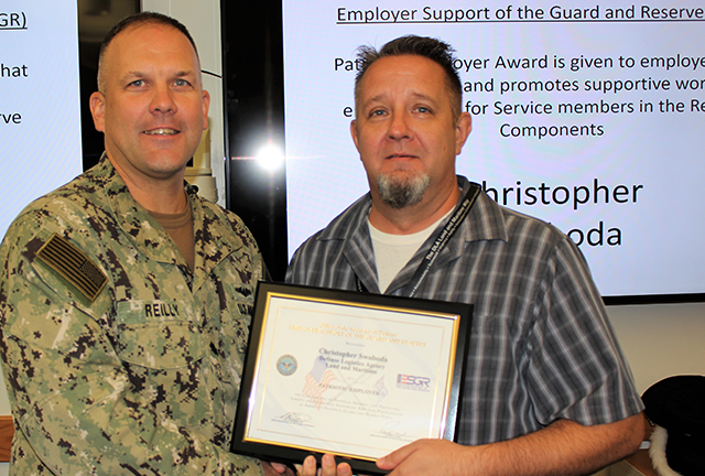 Christopher Seoboda recieved award